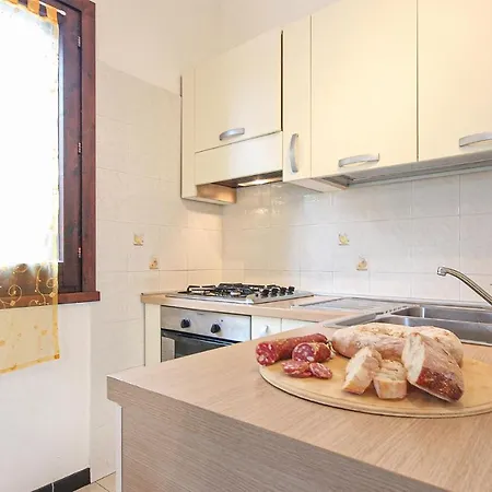 2 Bedroom Lovely In Costa Rei -ca- Lägenhet *