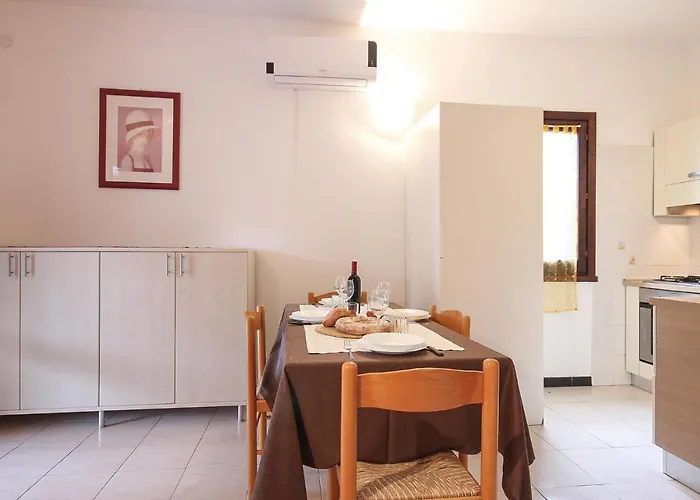 Lovely In Costa Rei -ca- Apartman *